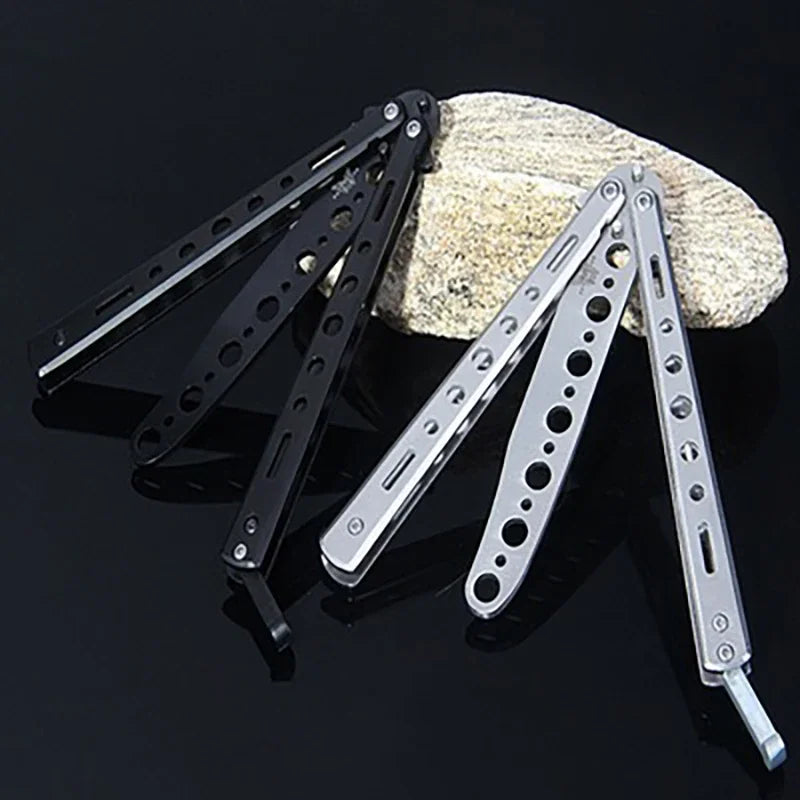 Game props butterfly knife CSGO practice swing knife butterfly comb folding knife stainless steel practice end edge