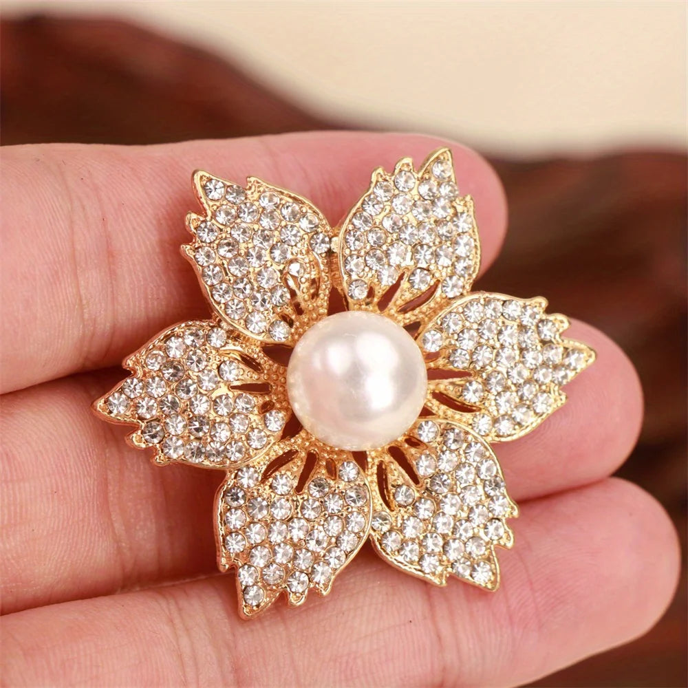 Baroque Luxury Beautiful Openwork Floral Design Brooch for Men and Women, Jewelry Accessories, Wedding Holiday Party Gift