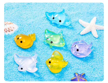 30pcs Cartoon Manta Ray Luminous Ocean Animal Ornament Resin Craft Cute Ocean Animal Miniature Figurines DIY Mini Animals Statue