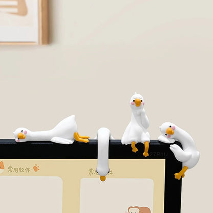 Resin Cartoon Animal Decor For Desk Car Dashboard TV Monitor Gift Idea Cute 3D Duck Figurine Mini Resin Duck Ornament Playful[Q]
