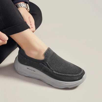 Men Summer Mesh Round Toe Lightweight Breathable Anti-Slip Casual Sneakers Walking Shoes Thin Breathable Summer Trainers