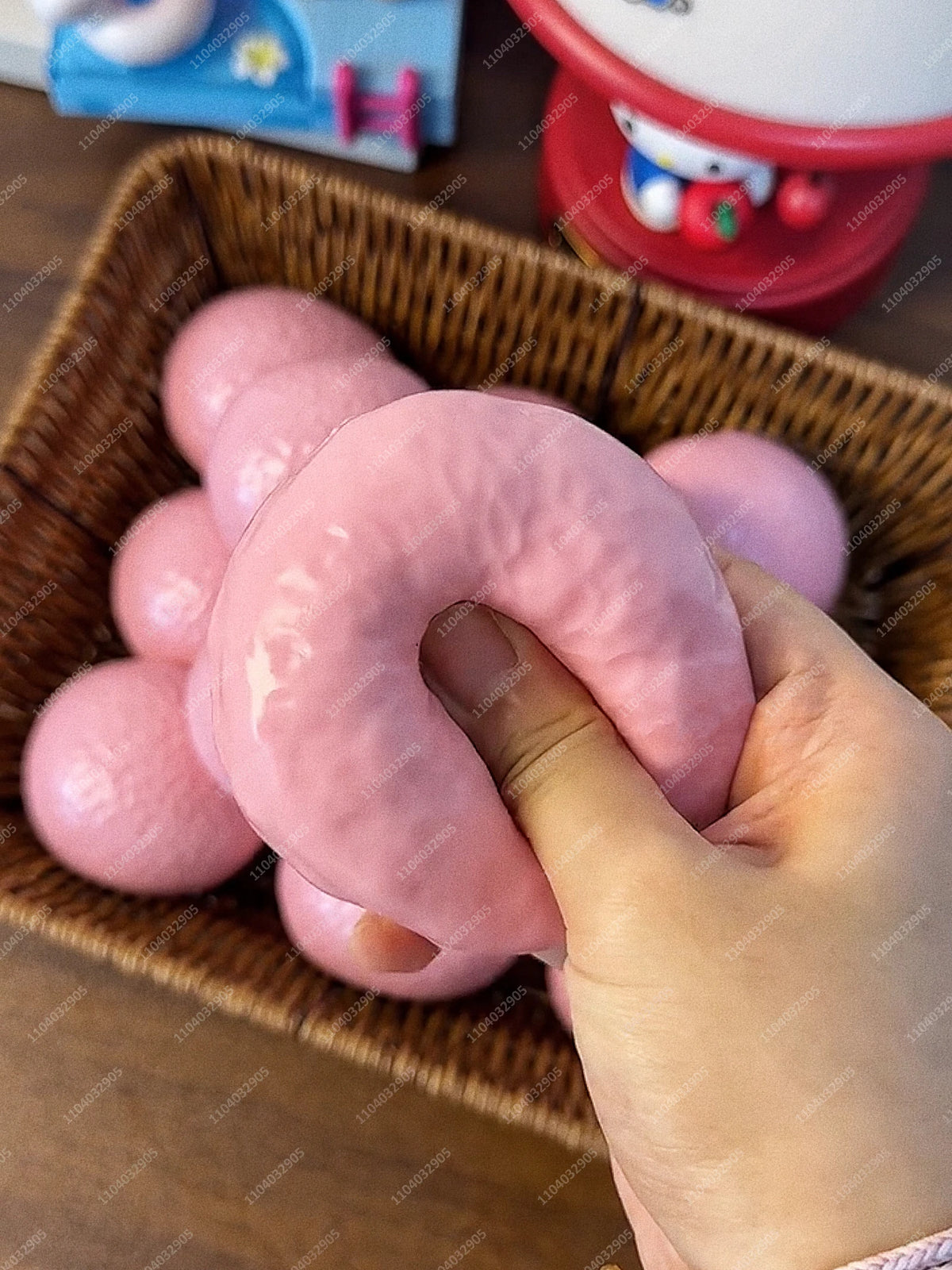 Crunchy Whipping Cream Stress Ball Squishy Toys Moldable Whipped Cream Squeeze Ball ASMR Anti Stress Fidget Toys for Adults