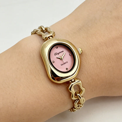 Casual and Fashionable Women's Student Watch, Half-Moon-Shaped Quartz Watch, Simple Chain Bracelet-Style Wristwatch, Versatile for Everyday Use