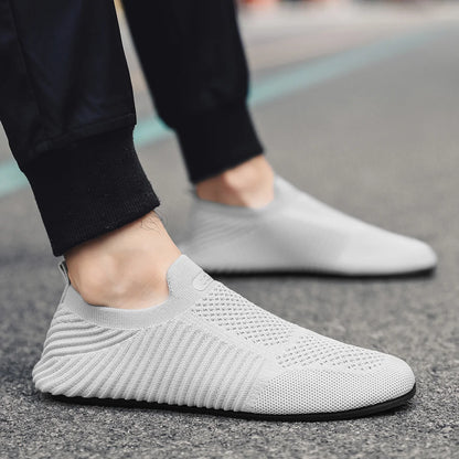 Spring and Summer Men's Loafers One-Piece Lazy Sneakers for Comfort and Convenience