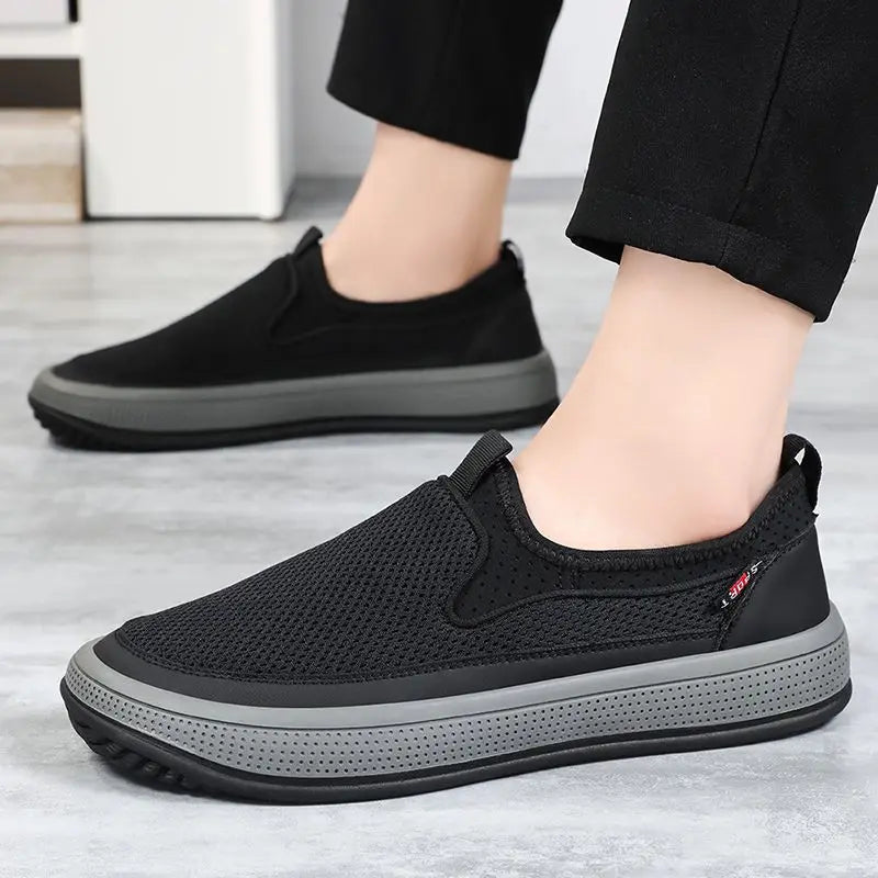 Mens Slip-On Breathable Mesh Casual Shoes Lightweight Soft Sole Versatile Loafers Walking Driving Summer Work Trendy Flat Shoes