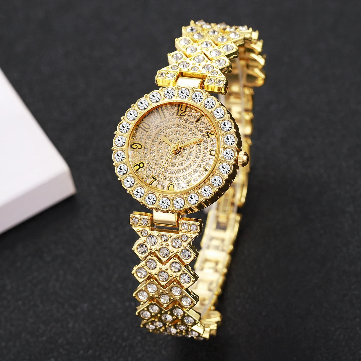 2026Fashion Roman pattern diamond inlaid women's watch quartz watch bracelet women's watch set