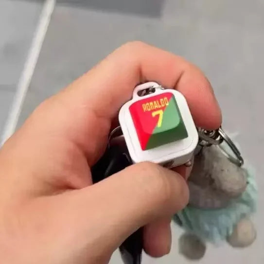Haaland soccer-themed keychain with siu sound and light-up buttons, toy prank gift, bag charm, fun, best gift