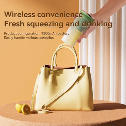 Portable Electric Rechargeable Fruit Blenders Multifunctional Automatic Fruit Squeezer Lightweight For Home And Dormitory Use