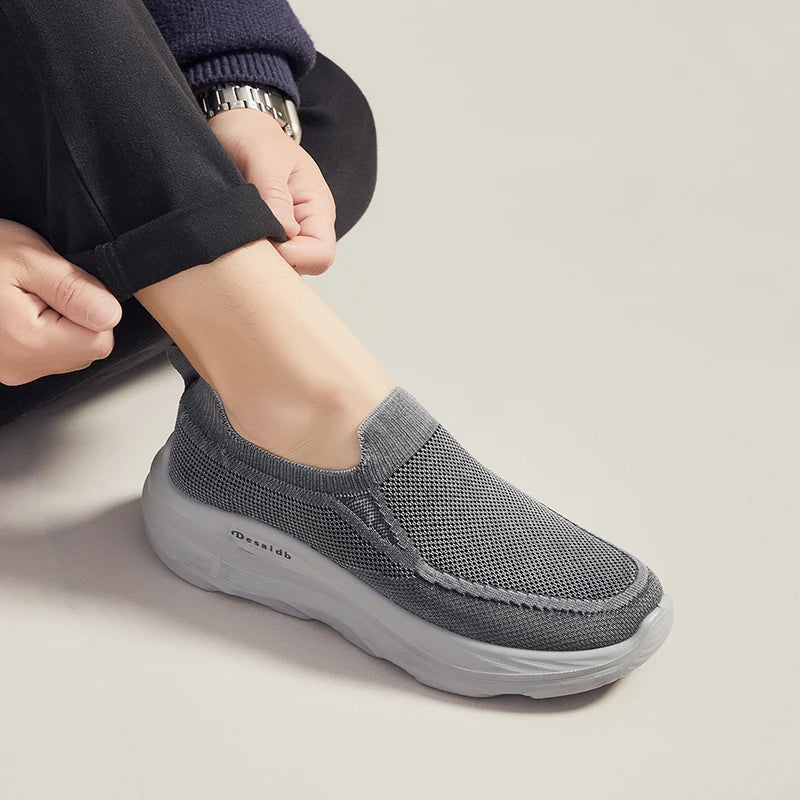 Men Summer Mesh Round Toe Lightweight Breathable Anti-Slip Casual Sneakers Walking Shoes Thin Breathable Summer Trainers