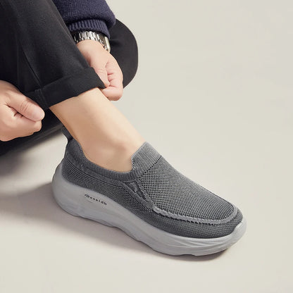 Men Summer Mesh Round Toe Lightweight Breathable Anti-Slip Casual Sneakers Walking Shoes Thin Breathable Summer Trainers