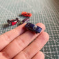 1Pcs Super Mini Alloy Retro Car Small Racing Simulation Model Ornament Home Decor Crafts Knickknacks & Miniatures about 2cm