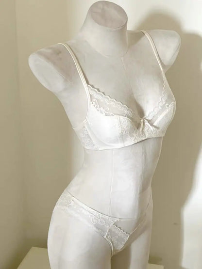 Ultra Comfort French Lace Bra, Demi Cup Underwire Lightweight for Large Bust, Anti Sagging Support Summer Sexy BANERDANNI Sexy B