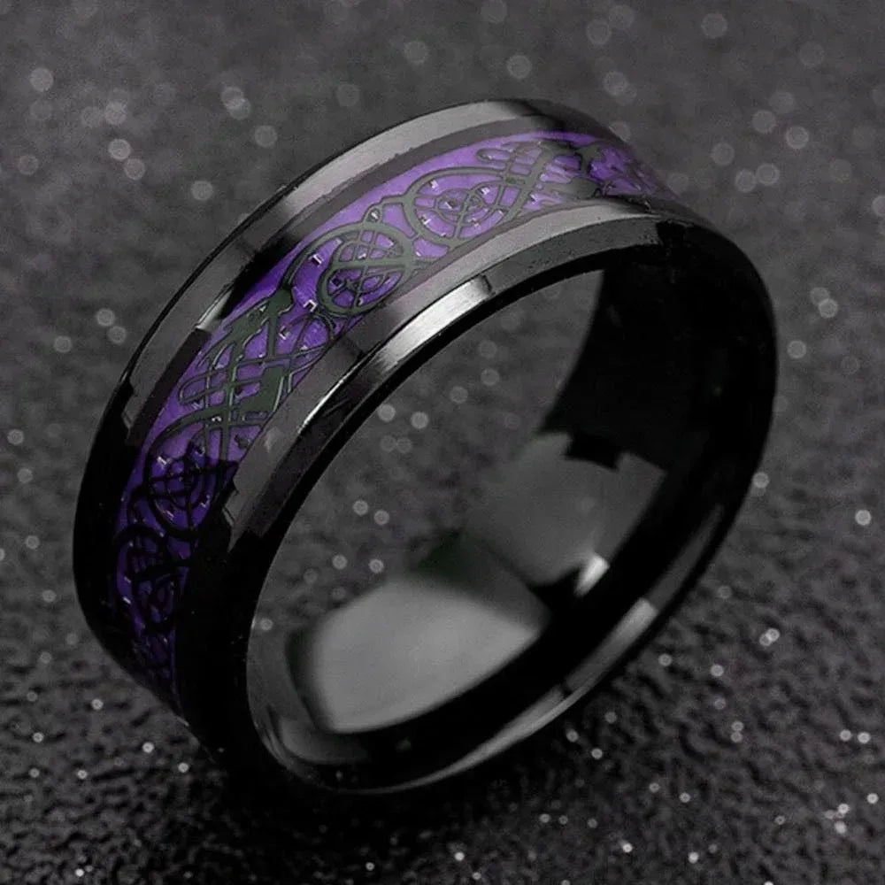 Fashion 8mm Stainless Steel Celtic Dragon Rings For Men Inlay Purple Carbon Fiber Rings Wedding Band Jewelry Birthday Gifts