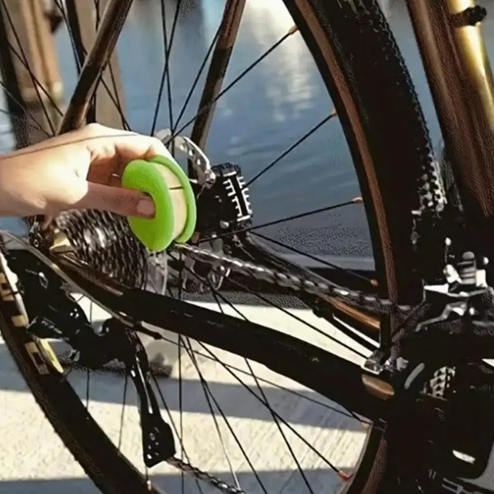 1 szt. smarownica do łańcucha rowerowego, rolka do czyszczenia łańcuchów rowerowych, narzędzie do konserwacji roweru, przenośne akcesoria rowerowe