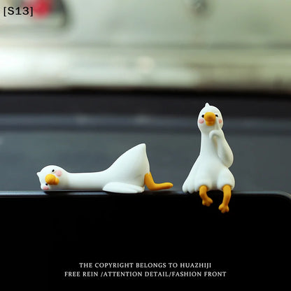Resin Cartoon Animal Decor For Desk Car Dashboard TV Monitor Gift Idea Cute 3D Duck Figurine Mini Resin Duck Ornament Playful[Q]