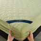 Ultrasonic Quilted Waterproof Antibacterial Mattress Protector Breathable Ultra Soft Noise Free 30CM Deep Pocket Fitted Sheet