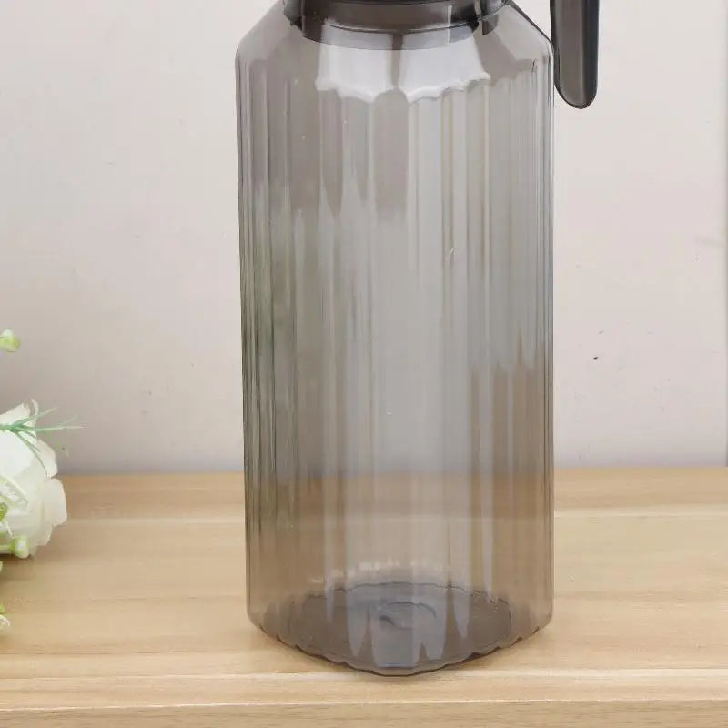 1.1L Large Capacity Ribbed Pitcher With Lid And Handle Transparent Water Jug Drink Storage Pot For Home And Office Use