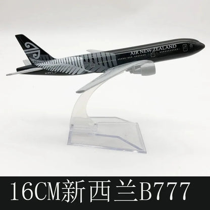 16cm B777 Kids Airplane Air New Zealand 1:400 Scale 777 Aircraft Model with Base Alloy Plane Toy For Collectible Airplane