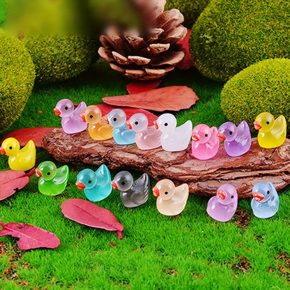 30/60/100PCS Luminous Mini Duck Micro Landscape Access Miniature Figurines Fairy Home Decoration Glow in the Dark Mixed Style