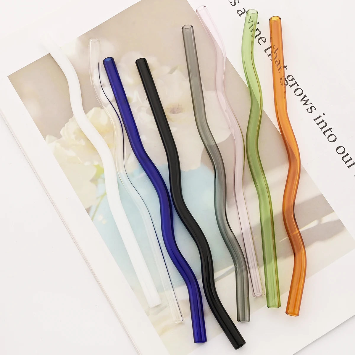 4pcs 200*8mm Glass Straws Wavy Colorful Drinking Straw Set with Brush High Borosilicate Glass Straw Kitchen Party Bar Drinkware