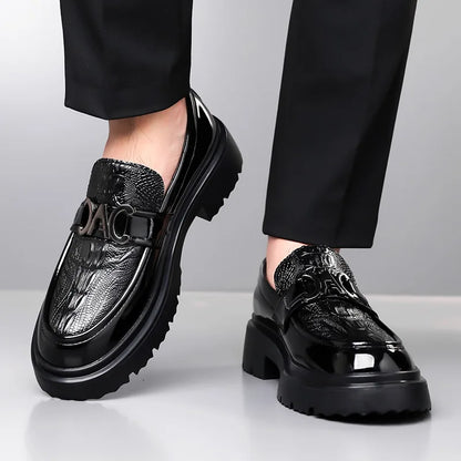 New Platform Shoes Loafers Shoes Men Thick-soled Wedding Shoes Black Formal Business Shoes Slip-on Leather Increase Casual Shoes