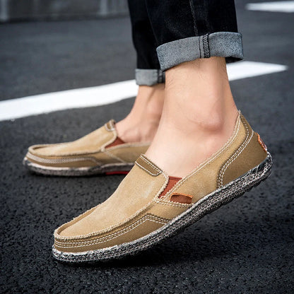 Fashion Breathable Canvas Shoes Loafers New Men Shoes Vintage Male Casual Shoes Flats Comfortable Washed Denim Lazy Loafers