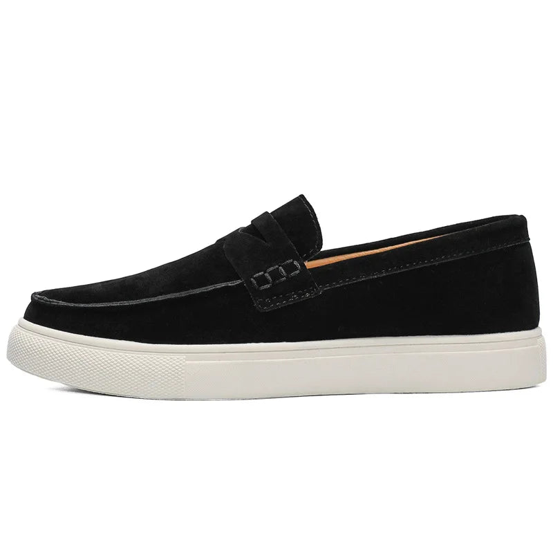 New Fashion Men's Board Shoes Comfortable  Breathable  loafers Versatile Thick soled male Casual Single Shoes