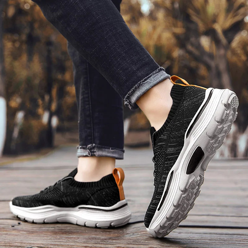 Men Shoes Summer Canvas Shoes Breathable Comfortable Outdoor Slip on Walking Sneakers Classic Loafers for Men