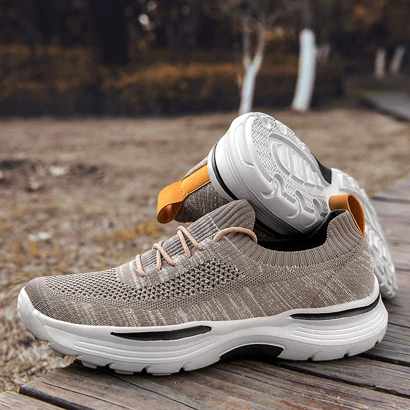 Men Shoes Summer Canvas Shoes Breathable Comfortable Outdoor Slip on Walking Sneakers Classic Loafers for Men