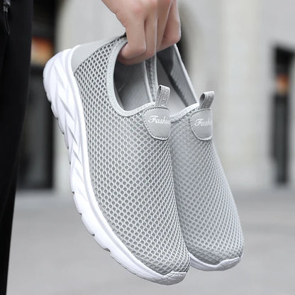 Sneakers Men Summer Casual Shoes Men Mesh Breathable Outdoor Non Slip Sports Shoes Slip on Loafers for Men Pius Size 39-46