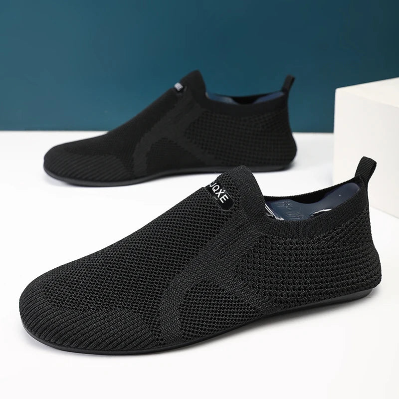 Spring and Summer Men's Loafers One-Piece Lazy Sneakers for Comfort and Convenience