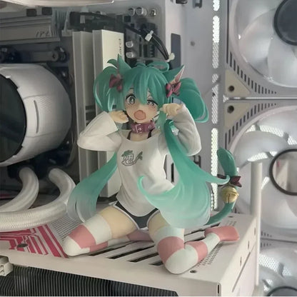 Hot sale 11-21cm Desktop Cute Hatsune Miku Kwaii Style Anime Figure Toys PVC Model Collector Doll Birthday Gift