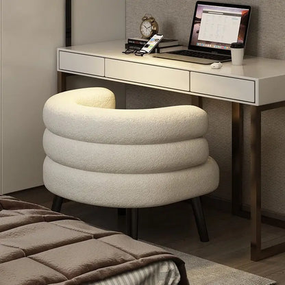Lazy Sofa Makeup Chair with Lamb Fleece Living Room Light Luxury Balcony Leisure Chair for Comfortable Seating