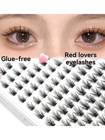 10 rows of red lotus artificial eyelashes are lightweight, soft, and easy to wear without glue after repeated use