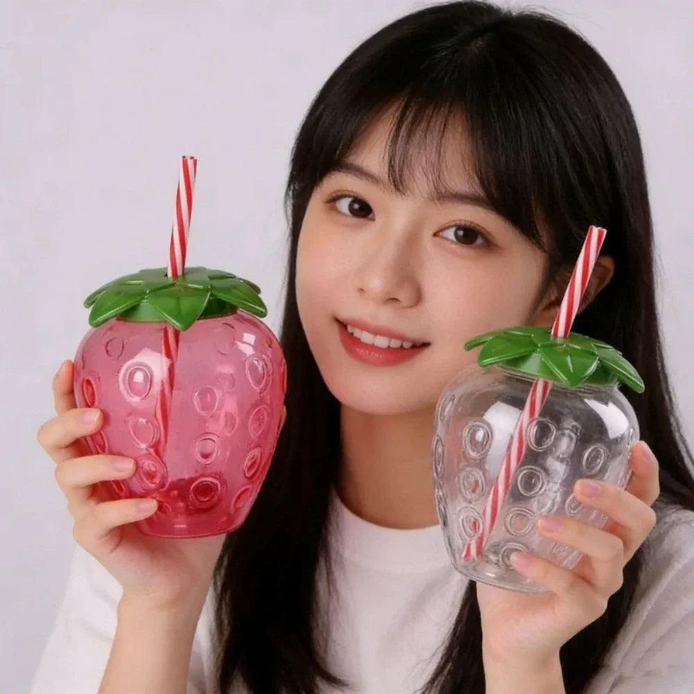 2PCS Strawberry Straw Cup 500ML Fruit Shaped Cups Plastic Pineapple Juice Tea Bottle for Summer Beach Juice Cup Beverage Cup