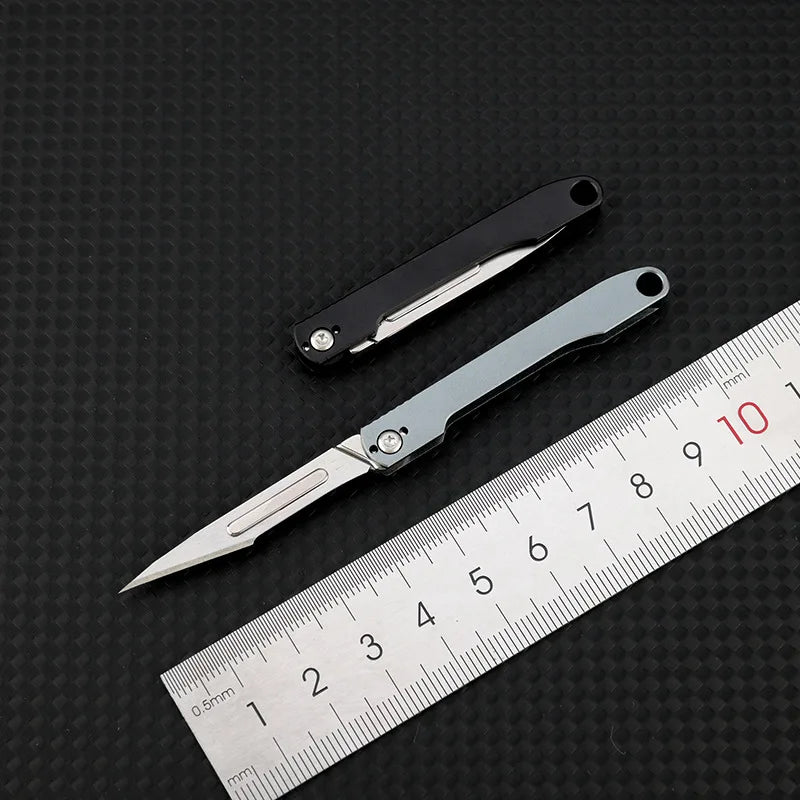 Mini Sharp Folding Art Knife with Replaceable Blade, Portable Unboxing Knife, Paper Cutting Knife, Outdoor Portable Keychain