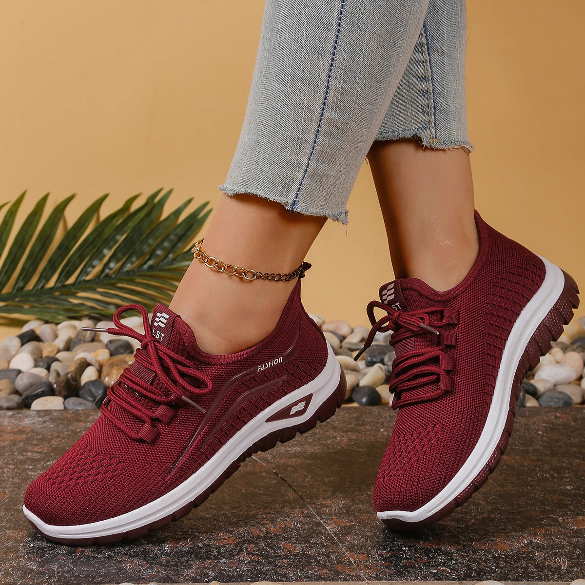 Women's Lightweight Knit Walking Shoes Comfort Breathable Mesh Sneakers with Accent & Anti-Slip Sole，Free shipping