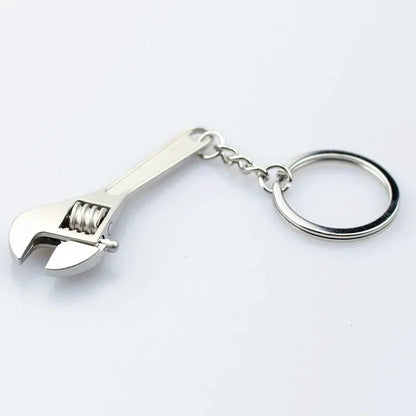 1PCS Mini Adjustable Wrench Key Chain Adjustable Metal Spanner Keyring Hand Tool Rotatable Nut Small And Portable Hand Tool Key