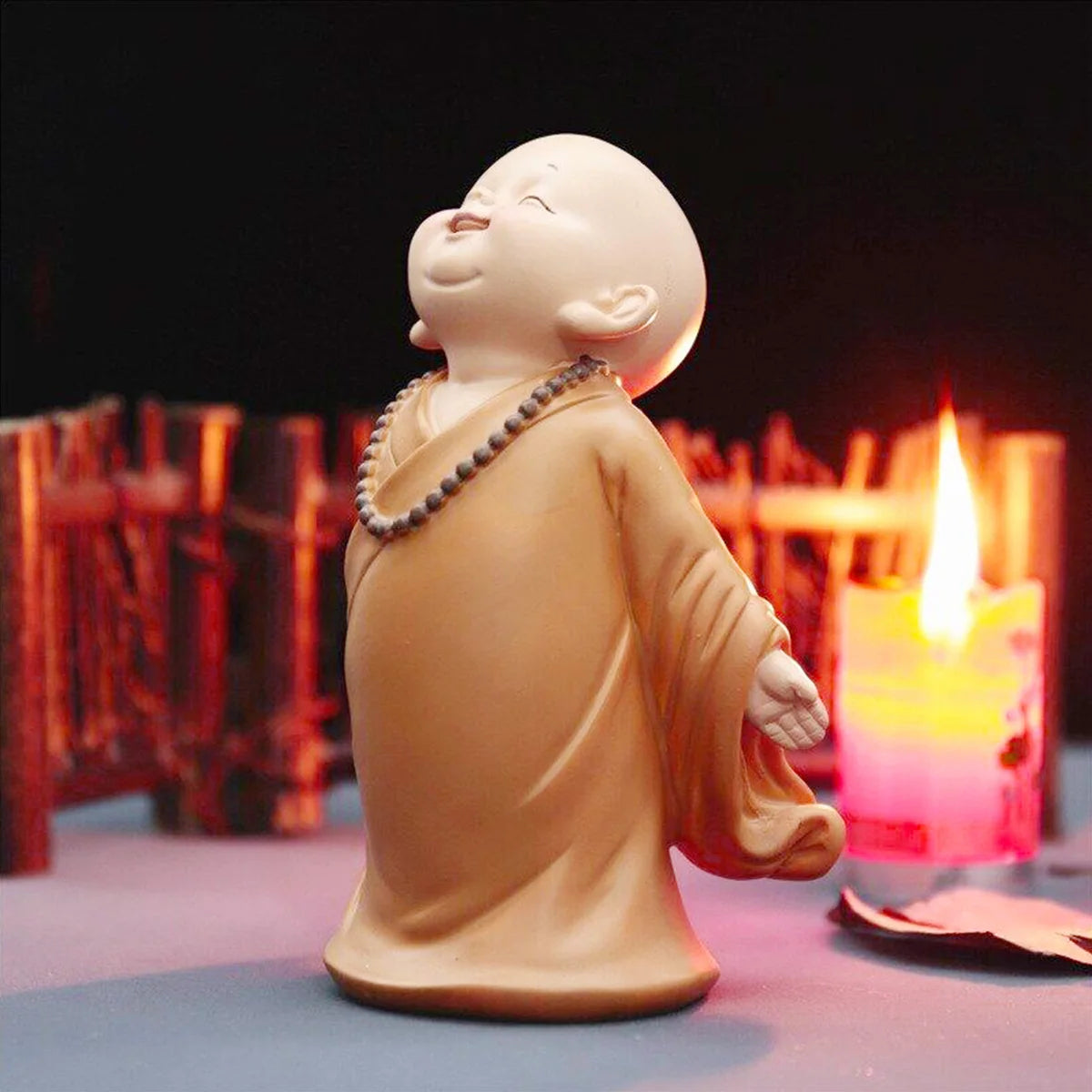 Mini Little Monk Statue Resin Monk Figurine Cute Buddha Monk Statue Decoration Home Living Room Desktop Ornament Children's Gift
