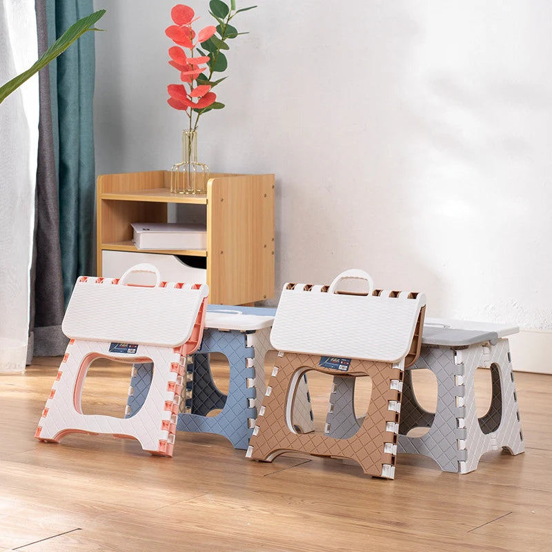 The Home Low Stool, Outdoor Small Stool,Foldable Stool, Suitable for Living Room, Kitchen, and Bathroom, Portable Travel Stool