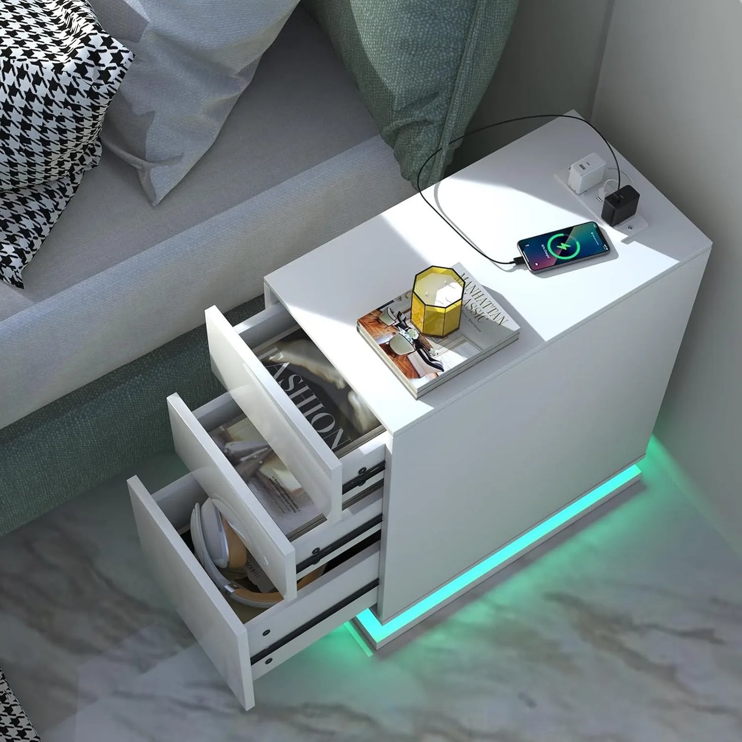 Drawer Cabinet LED Modern Nightstand Bedside Table with LED Lighting 3 Drawers USB Charging Function Narrow Sofa Table Furniture