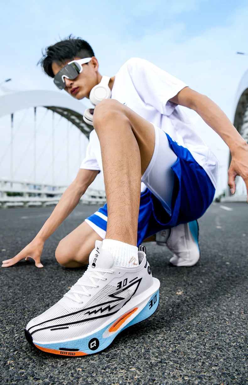 Couple Breathable Mesh Carbon Board Shoes, Student Sports Exam Shoes, Chunta Ultra Light Rebound Marathon Running Shoes