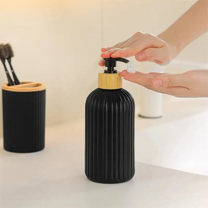Trendy Bathroom Glass Toiletries Set: Large-Capacity Hand Soap Bottle and Hotel Bathroom Travel-Size Set