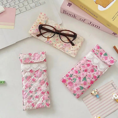 Stylish Quilted Glasses Holder Cute Kawaii Pouch Soft and Fun for Sunglasses and Eyeglasses