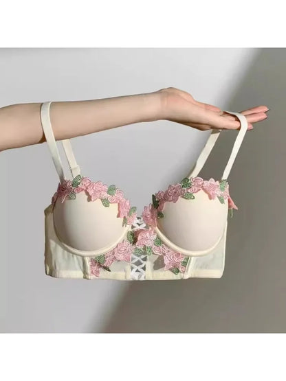 Women's Sweet Vintage Floral Embroidered Wireless Bra Set, Push Up Lace Bralette for Small Bust Daily Wear