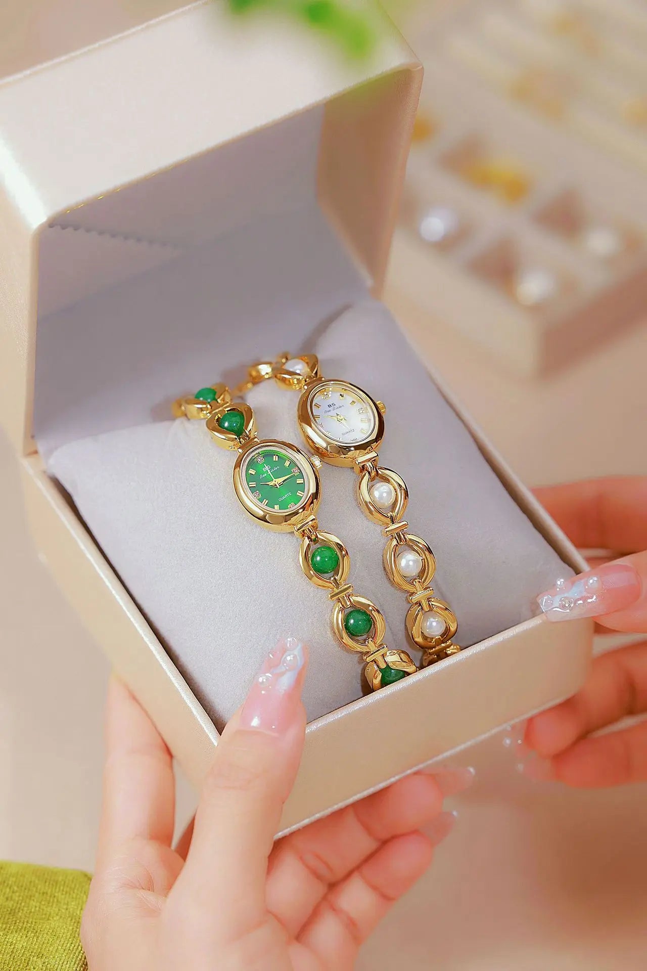 UTHAI Women's Watch Brand Japanese Style Light Luxury Simple Pearl Bracelet Jewelry Waterproof Female Fashion Clock Watches Gift