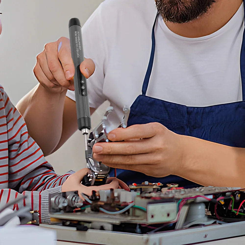 USB digital display soldering iron Type C interface mini soldering iron set 260-420 ℃ five temperature switching