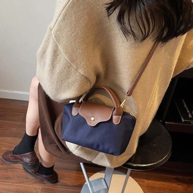 Retro Casual Fashion Ladies Shoulder Bag Stylish Trendy Crossbody Bag Quality Small Square Bag Urban Minimalist Style Polyest...