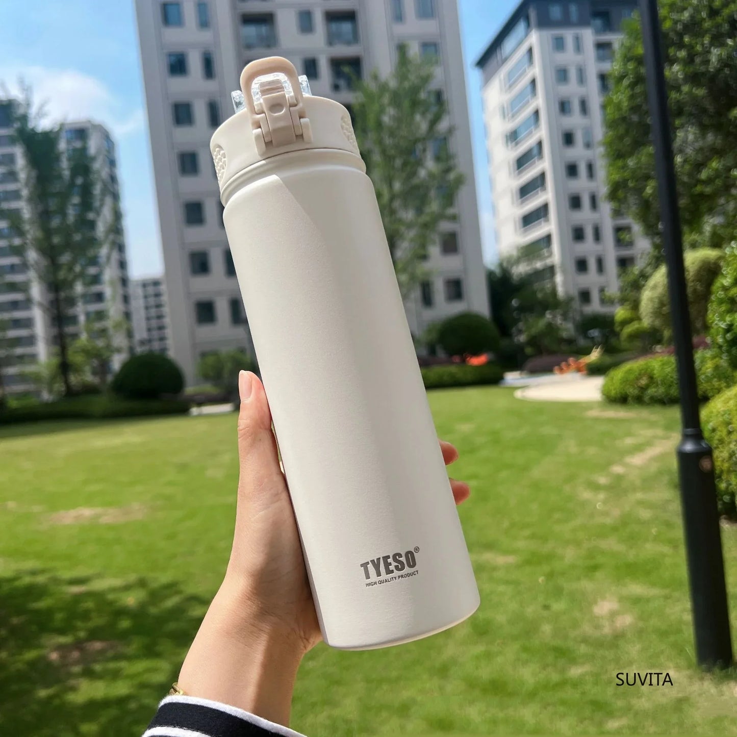 TYESO 600/750ml Thermos Water Bottle with Straw, Stainless Steel Car Thermal Sports Cup, Keeps Cold & Heat Travel Mug
