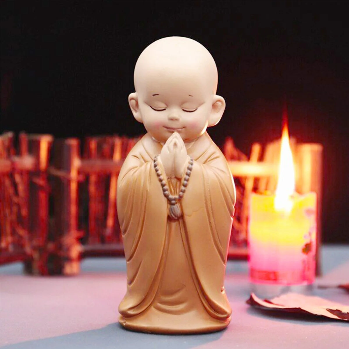Mini Little Monk Statue Resin Monk Figurine Cute Buddha Monk Statue Decoration Home Living Room Desktop Ornament Children's Gift